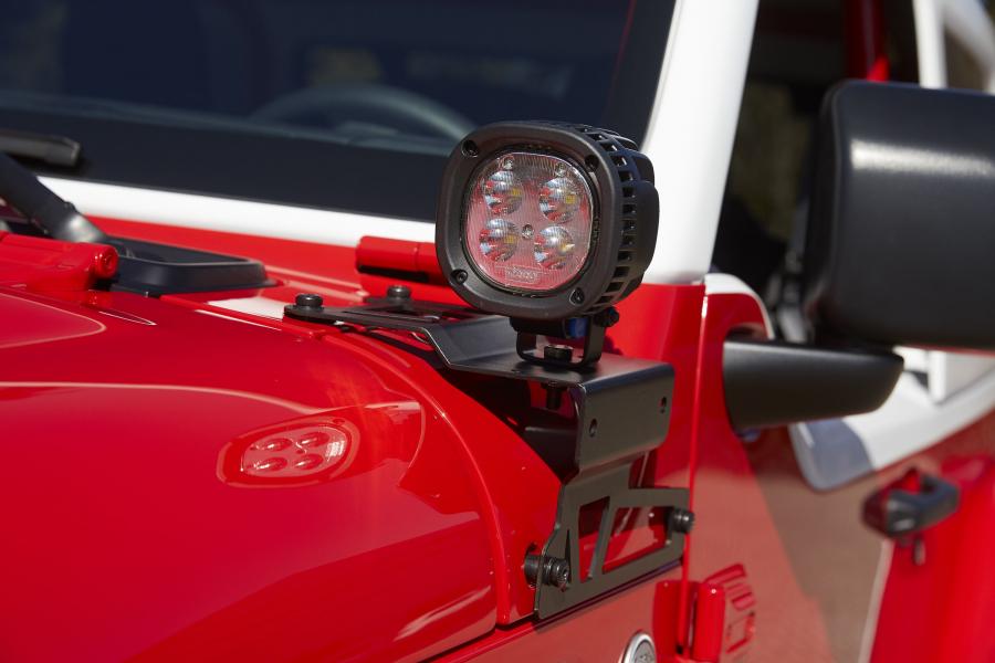 Детали экстерьера Jeep Jeepster (JL) 2018 года  (фото 2 из 40)